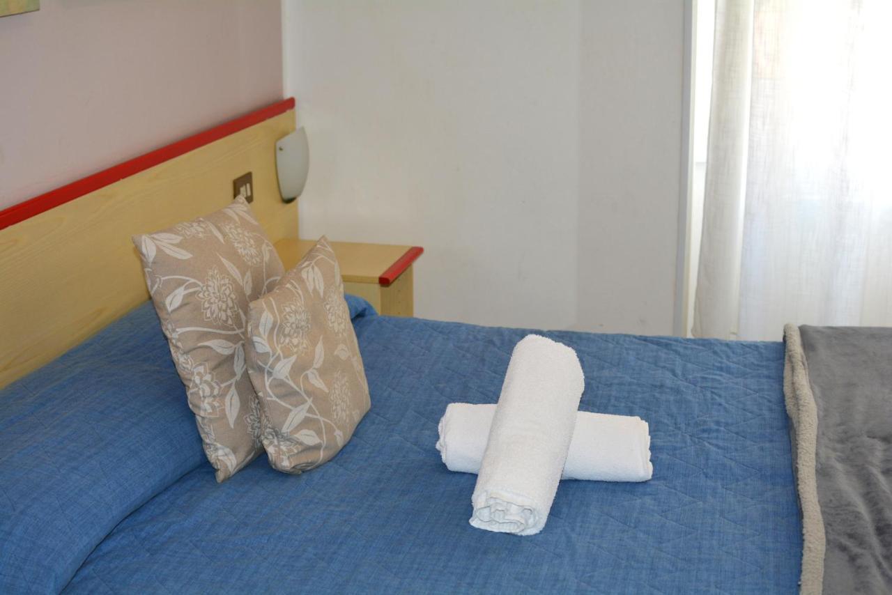 Hotel La Madunina Varazze Kültér fotó